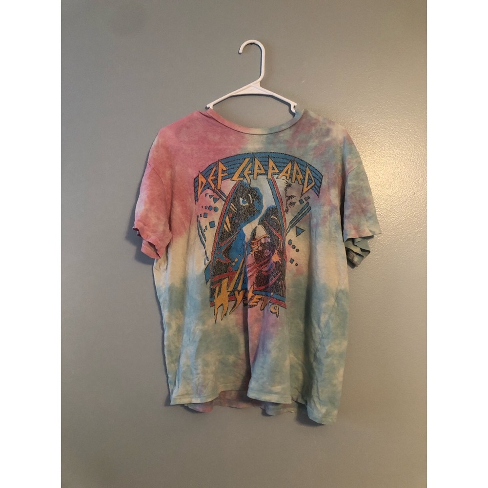Tie dye Def Leppard t-shirt